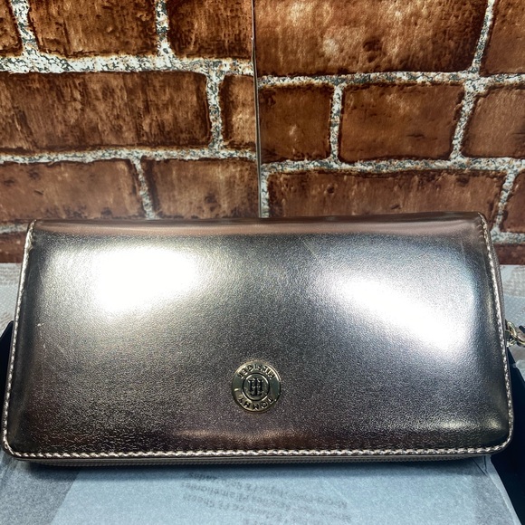 TOMMY HILFIGER WALLET ROSE GOLD METALLIC - Picture 8 of 16